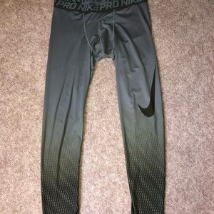 men’s Nike pro leggings